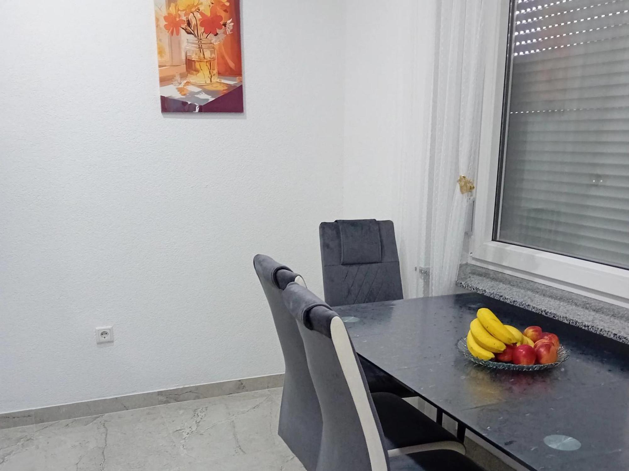 Apartman Edwin ヤイツェ エクステリア 写真