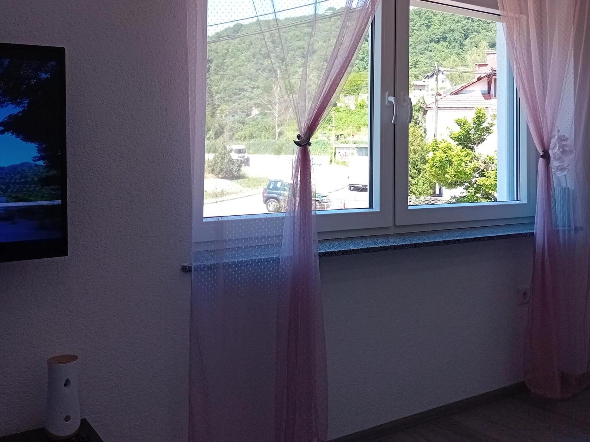 Apartman Edwin ヤイツェ エクステリア 写真
