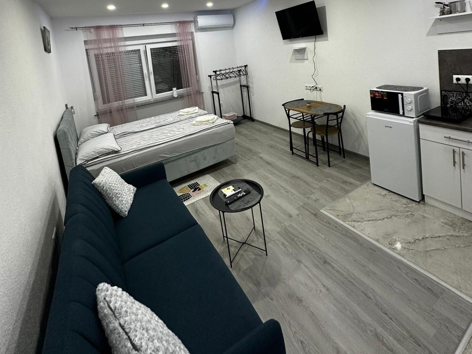 Apartman Edwin ヤイツェ 部屋 写真